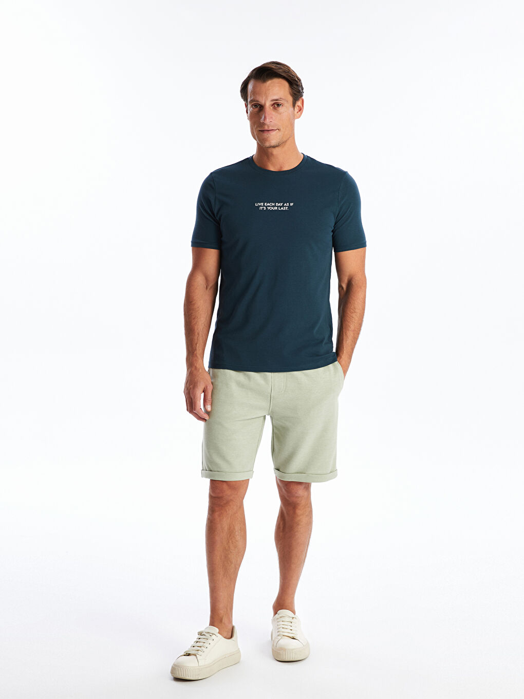 تی شرت مردانه 30405 مارک LC WAIKIKI