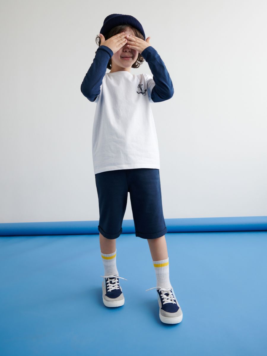 شلوارک پسرانه 30458 سایز 10 تا 14 سال مارک SINSAY