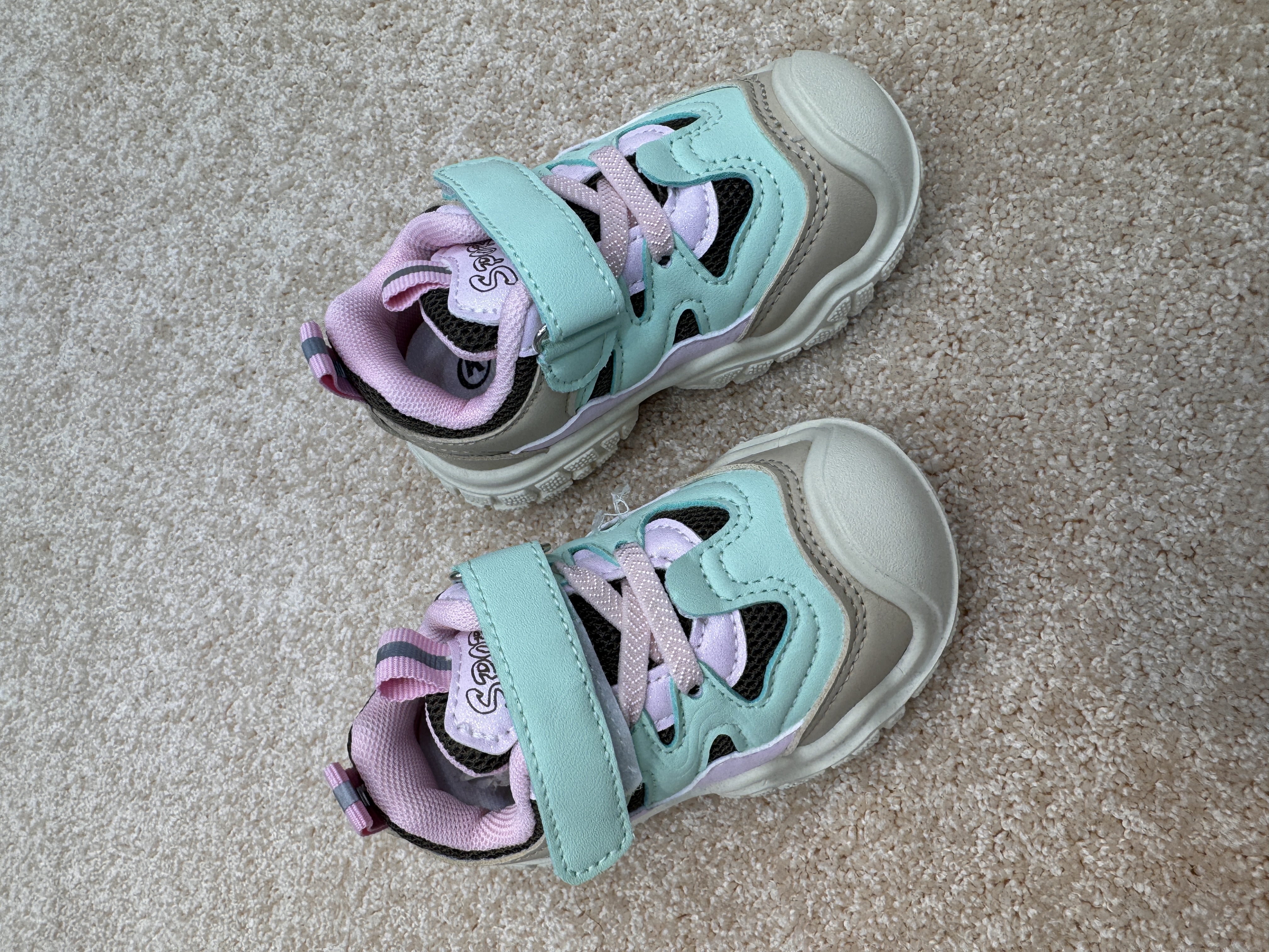 کفش اسپورت مارک K shoes سایز 21 تا 32 کد 2121