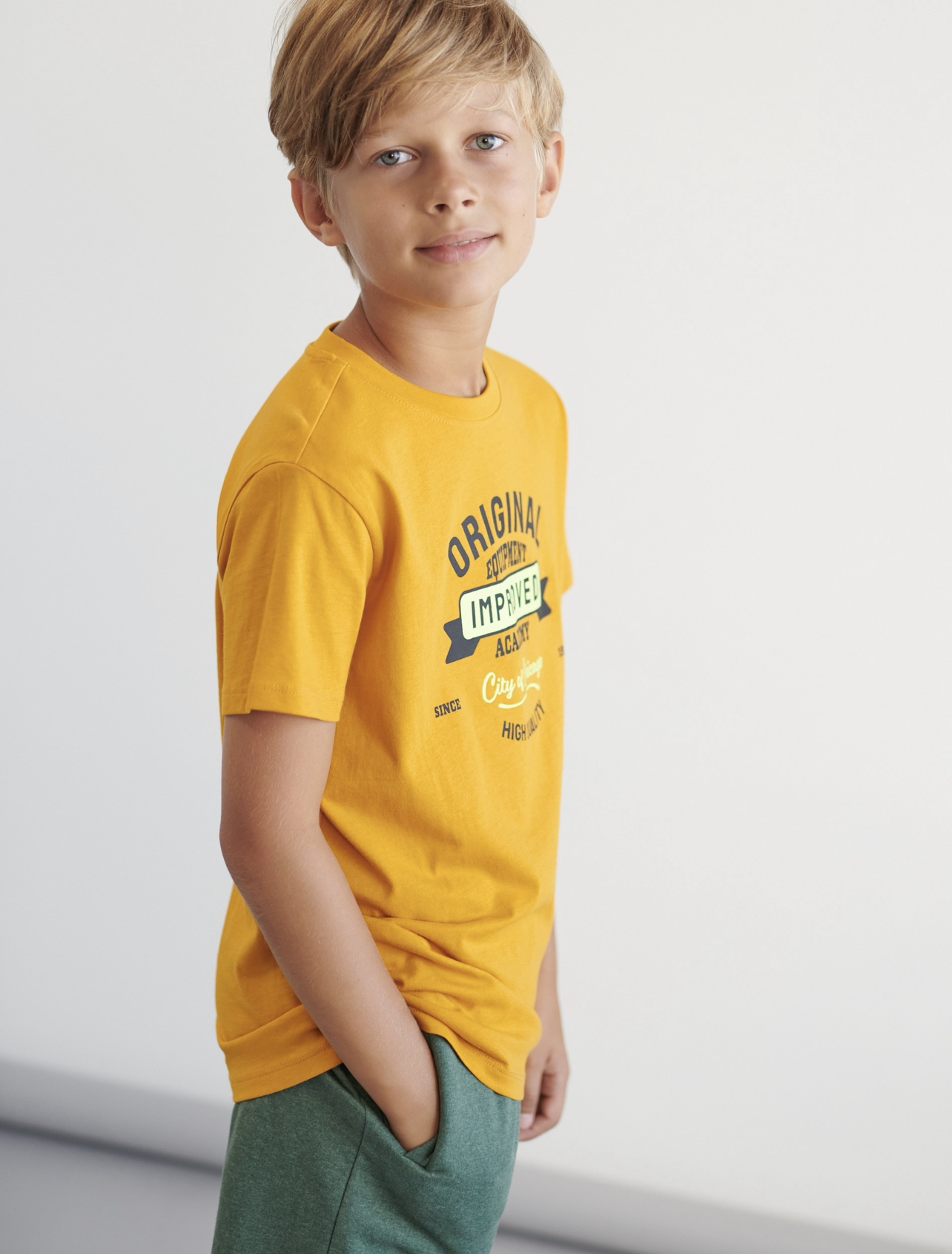 تی شرت پسرانه 39523 سایز 8 تا 13 سال مارک SINSAY