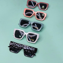 عینک آفتابی بچگانه یو وی ۴۰۰ کد 418138