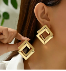 گوشواره استیل طرح مربع کد 2680