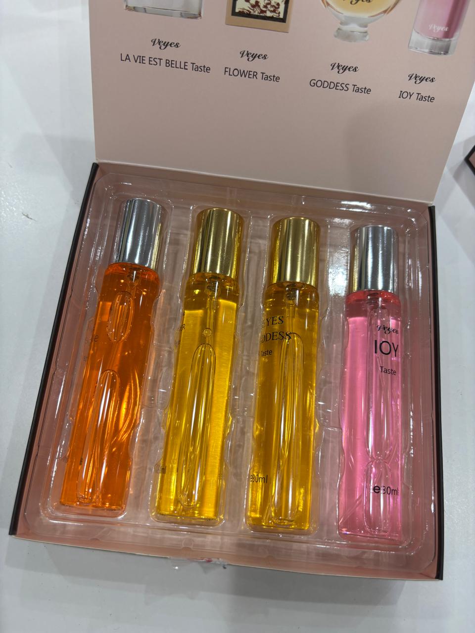 ۴ عدد عطر ۳۰ میلی با رایحه برند و ماندگاری طولانی برند VEYES کد 3025