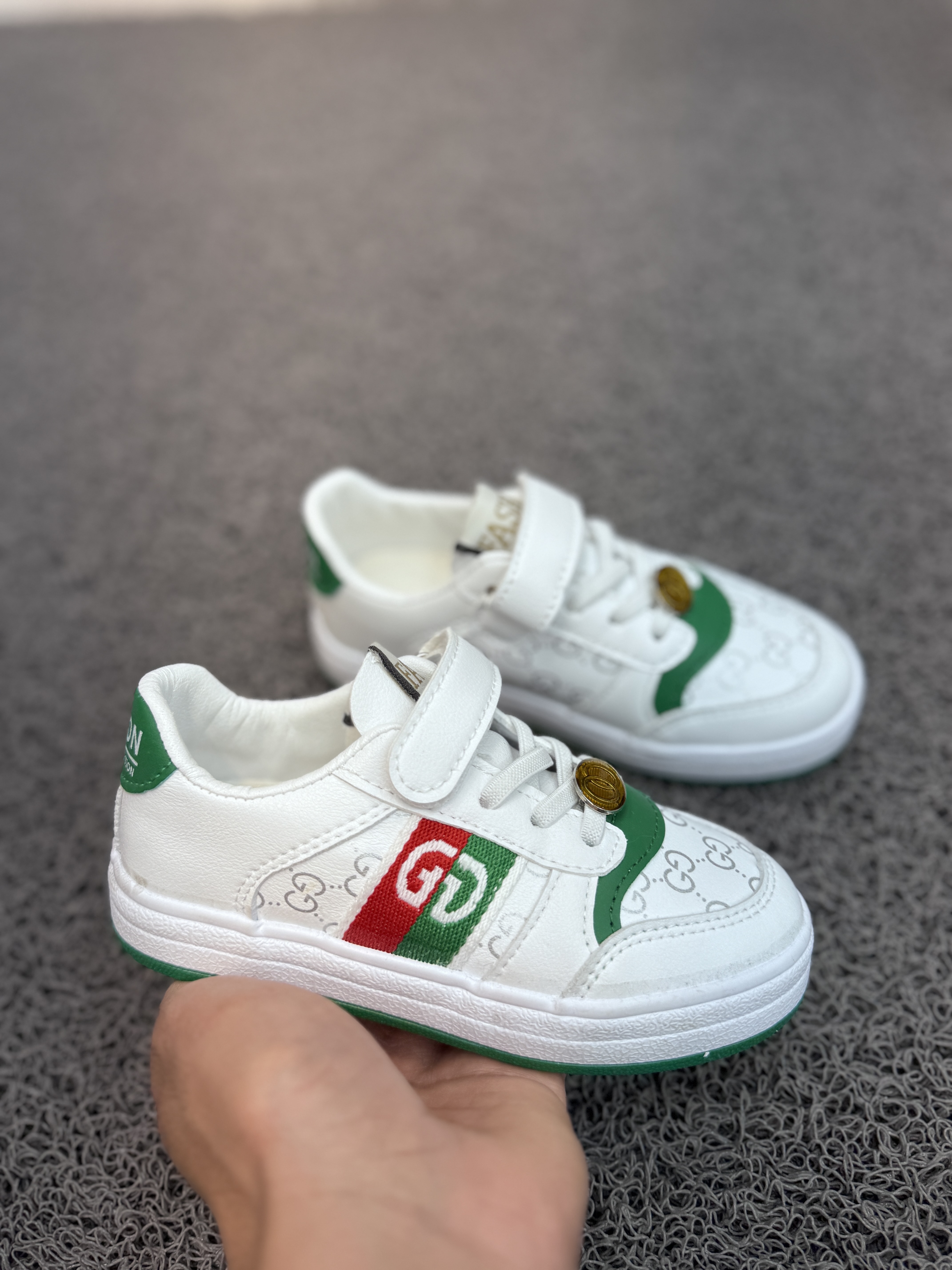 ونس اسپورت طرح گوچی مارک C.Duck سایز 25 تا 30 کد 2107