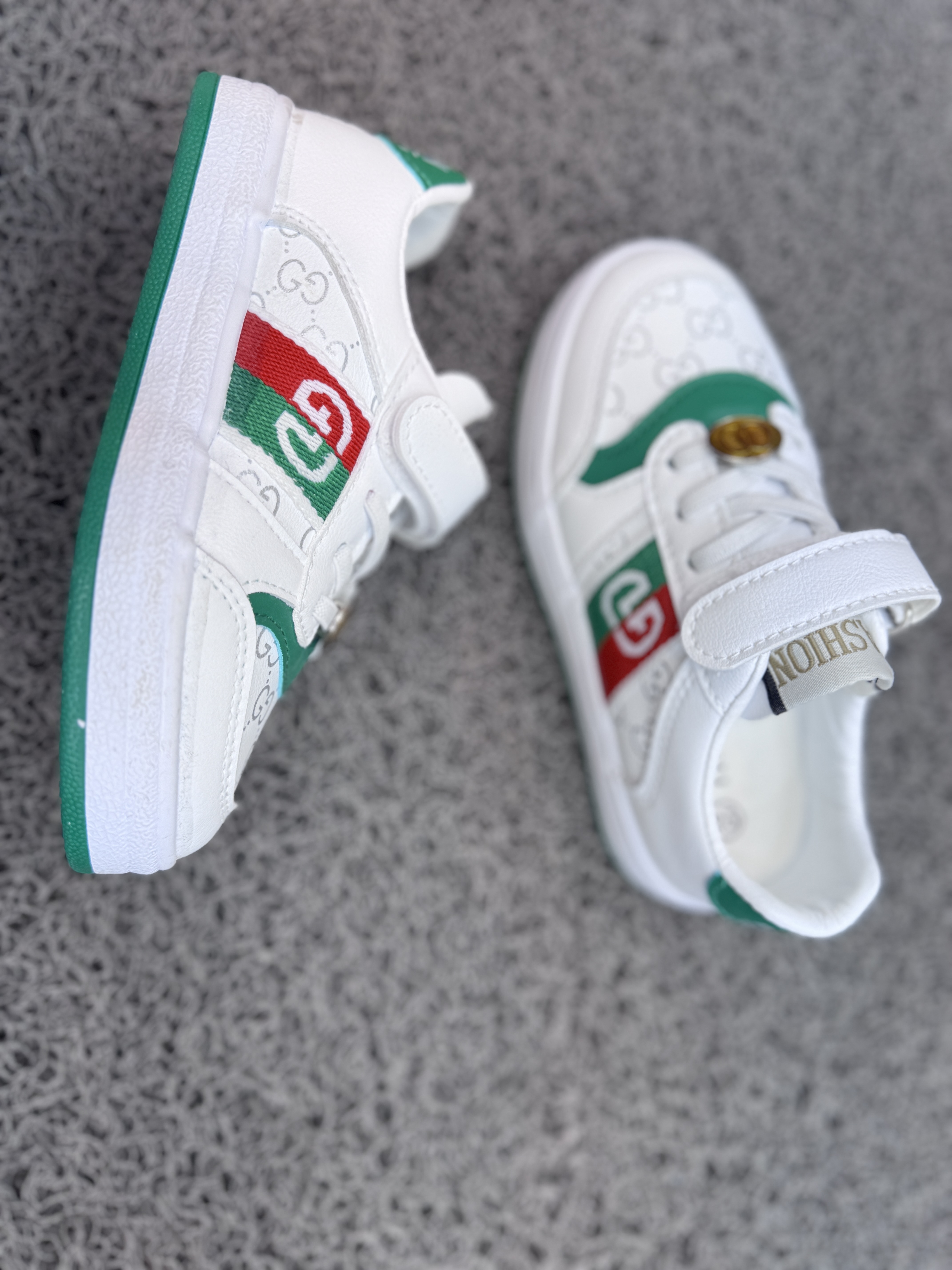 ونس اسپورت طرح گوچی مارک C.Duck سایز 25 تا 30 کد 2107