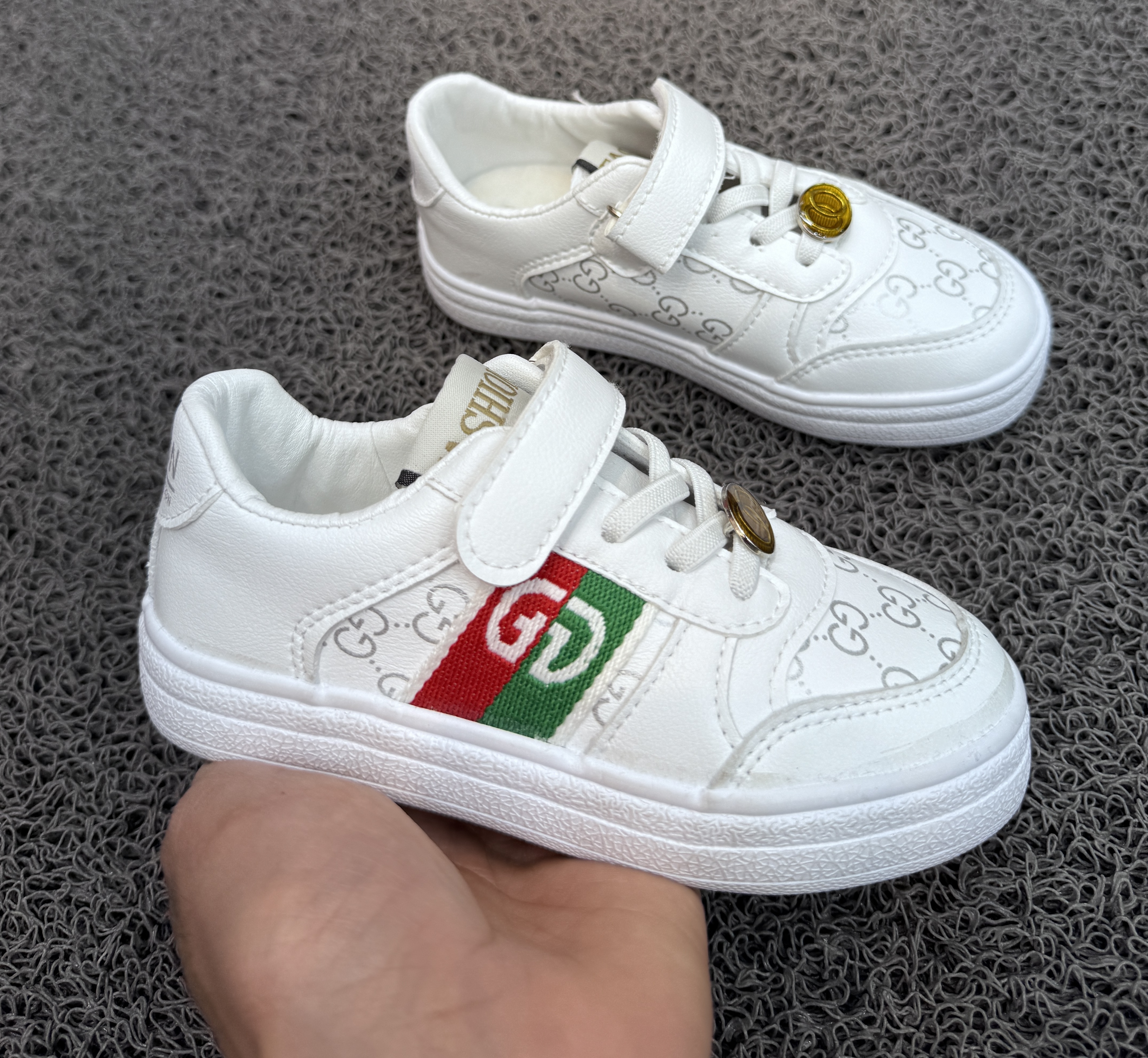 ونس اسپورت طرح گوچی مارک C.Duck سایز 25 تا 30 کد 2107