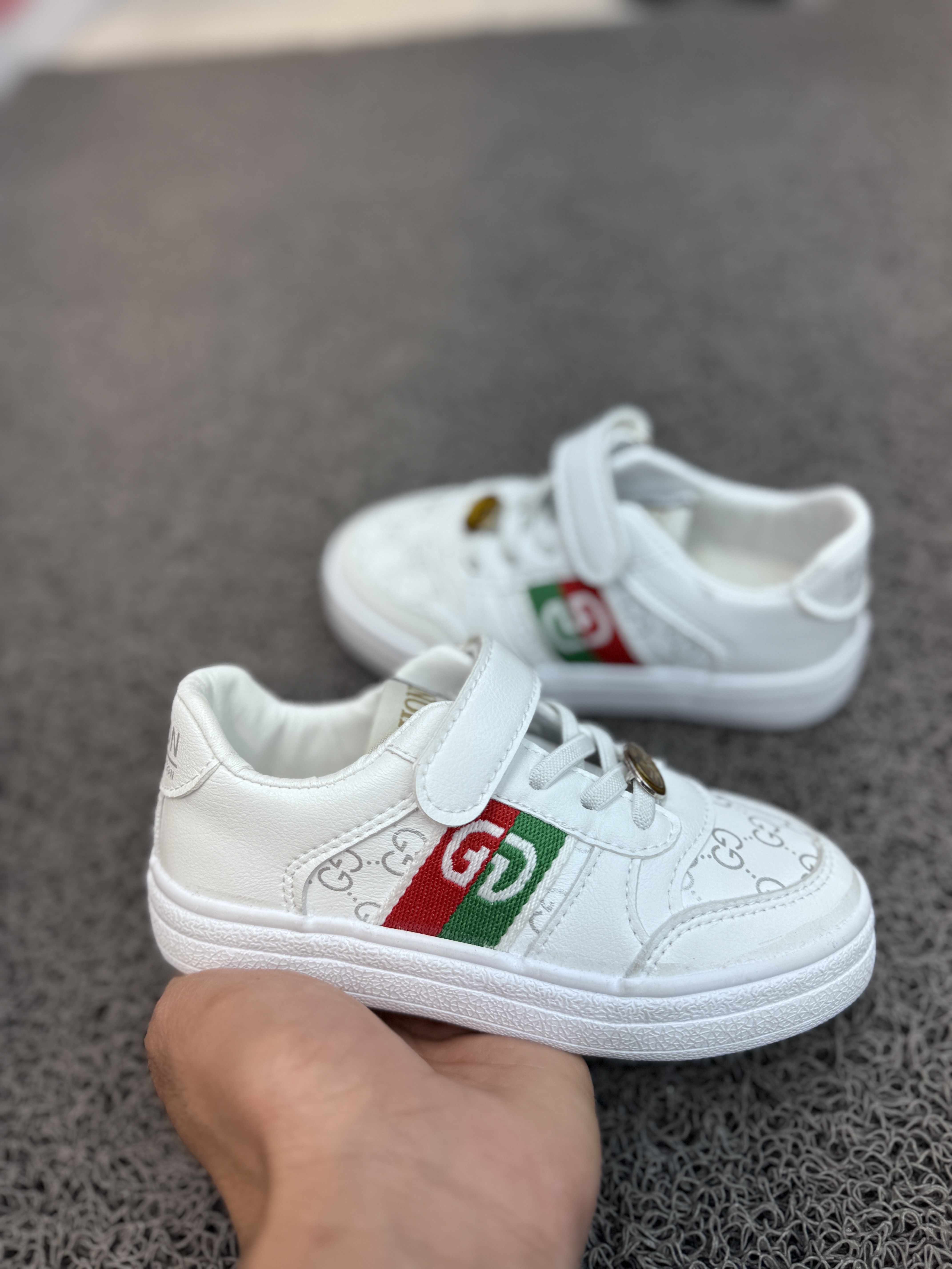 ونس اسپورت طرح گوچی مارک C.Duck سایز 25 تا 30 کد 2107