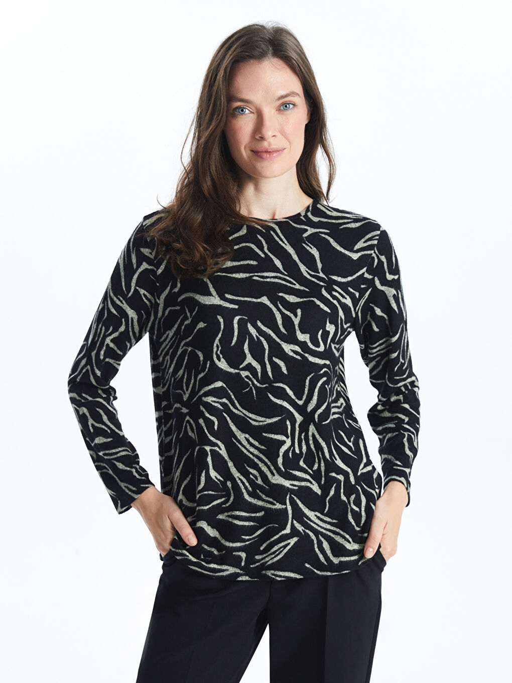 بلوز زنانه 29393 مارک LC WALKIKI