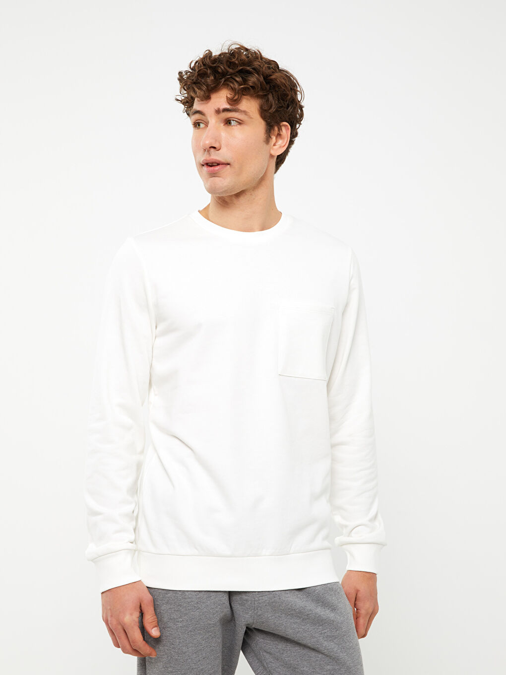 پلیور مردانه29765 مارک LC WAIKIKI