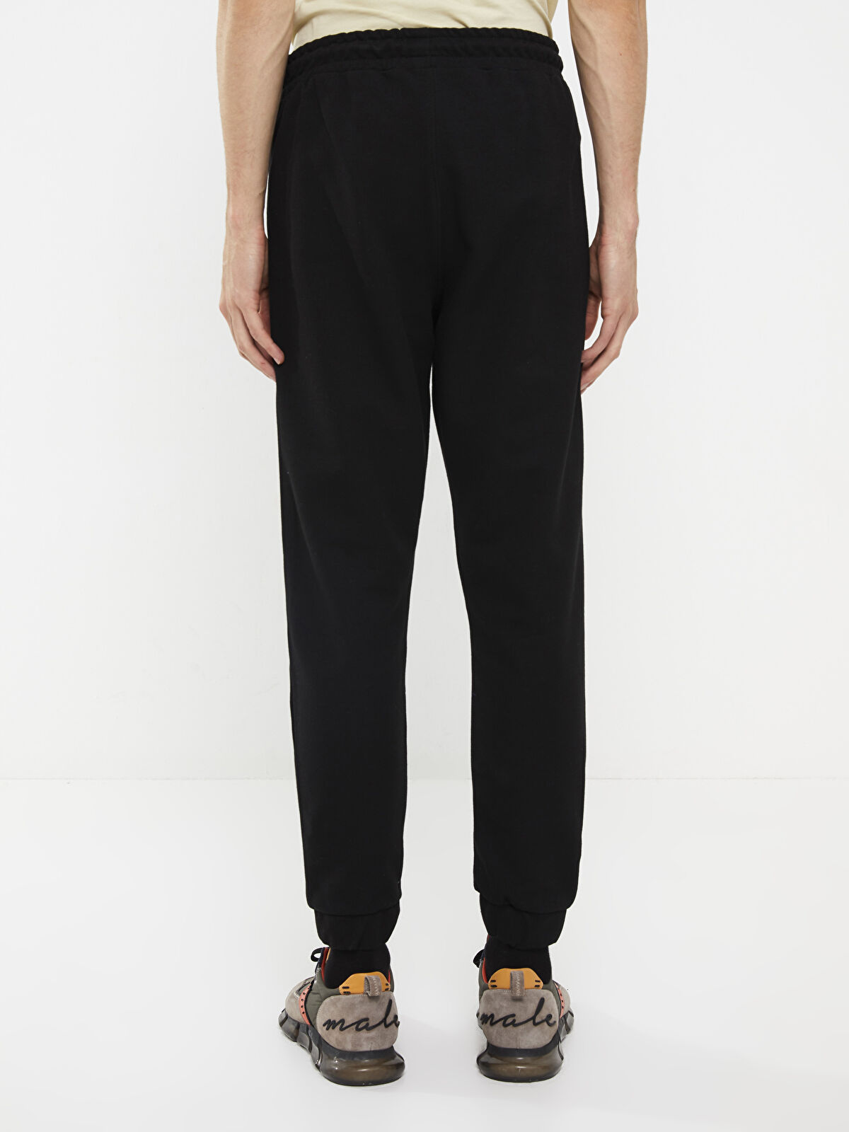 شلوار مردانه 29740 مارک LC WAIKIKI