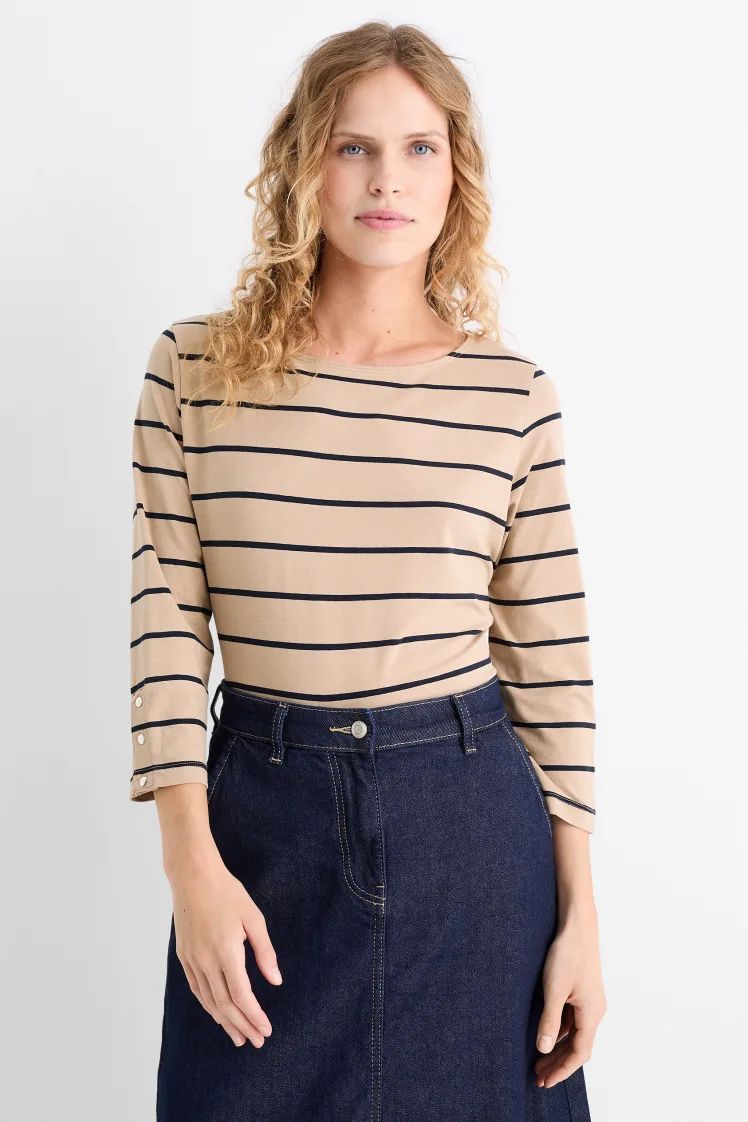 بلوز زنانه 29930 کد 2 مارک C&A   *