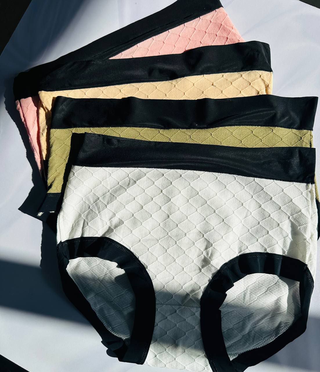 شورت 12 عددی نخی اروپایی زنانه کد 419024