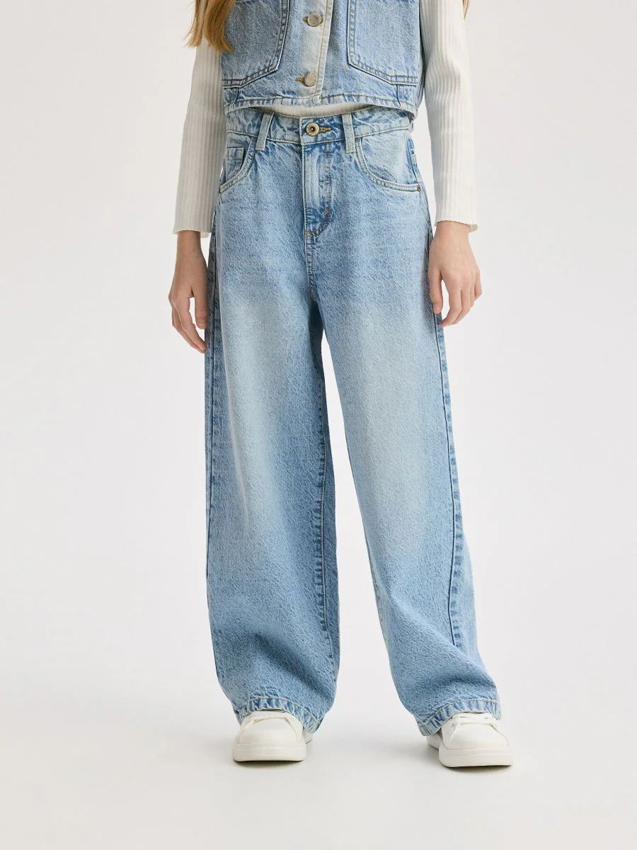 شلوار جینز 30632 سایز 6 تا 15 سال مارک Reserved   *