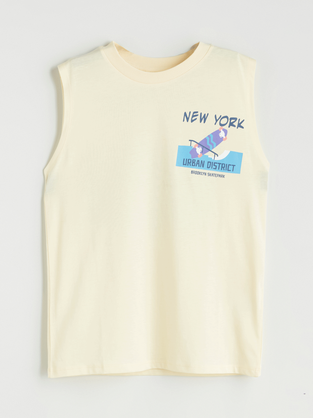 تاپ پسرانه 30515 سایز 6 تا 14 سال کد 2 مارک LC WAIKIKI