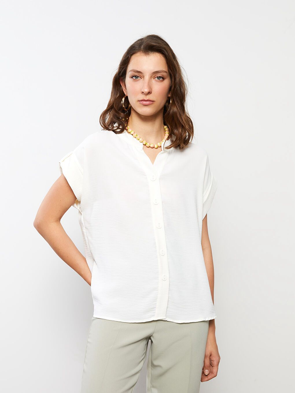 شومیز زنانه 30783 سایز 36 تا 48 مارک LC WAIKIKI