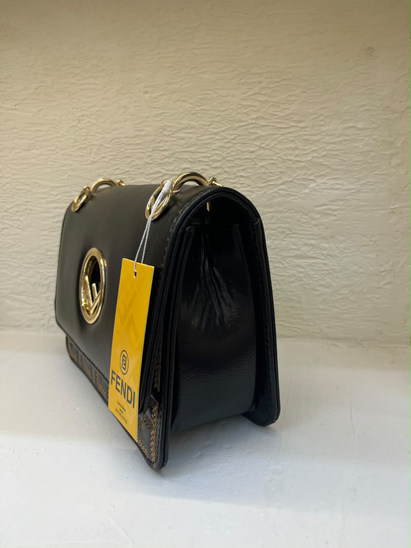 کیف وارداتی چرم فندی 420226
