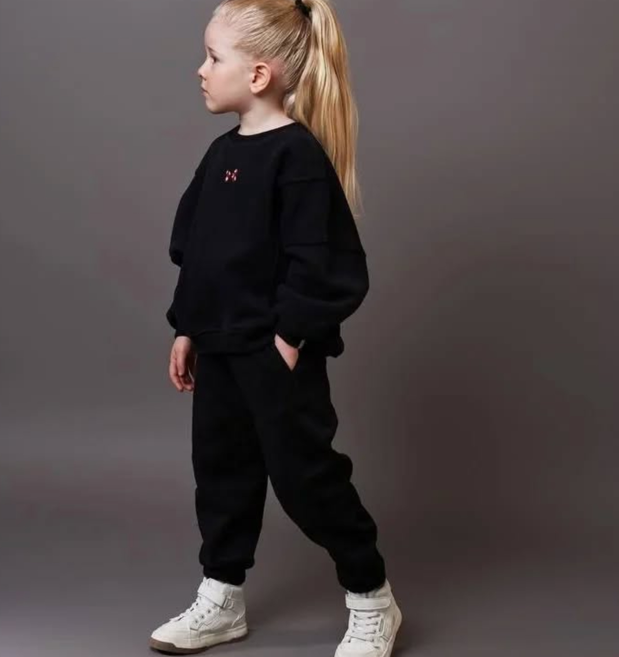 دورس دخترانه از برند AKU کد 1552