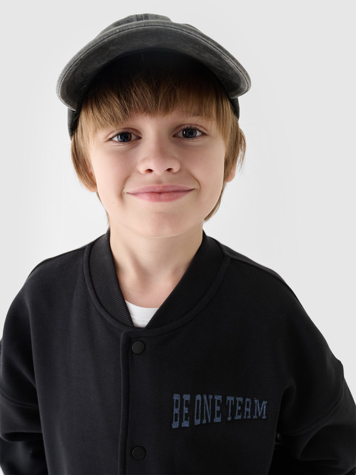 سویشرت پسرانه 29714 سایز 7 تا 14 سال مارک 4F