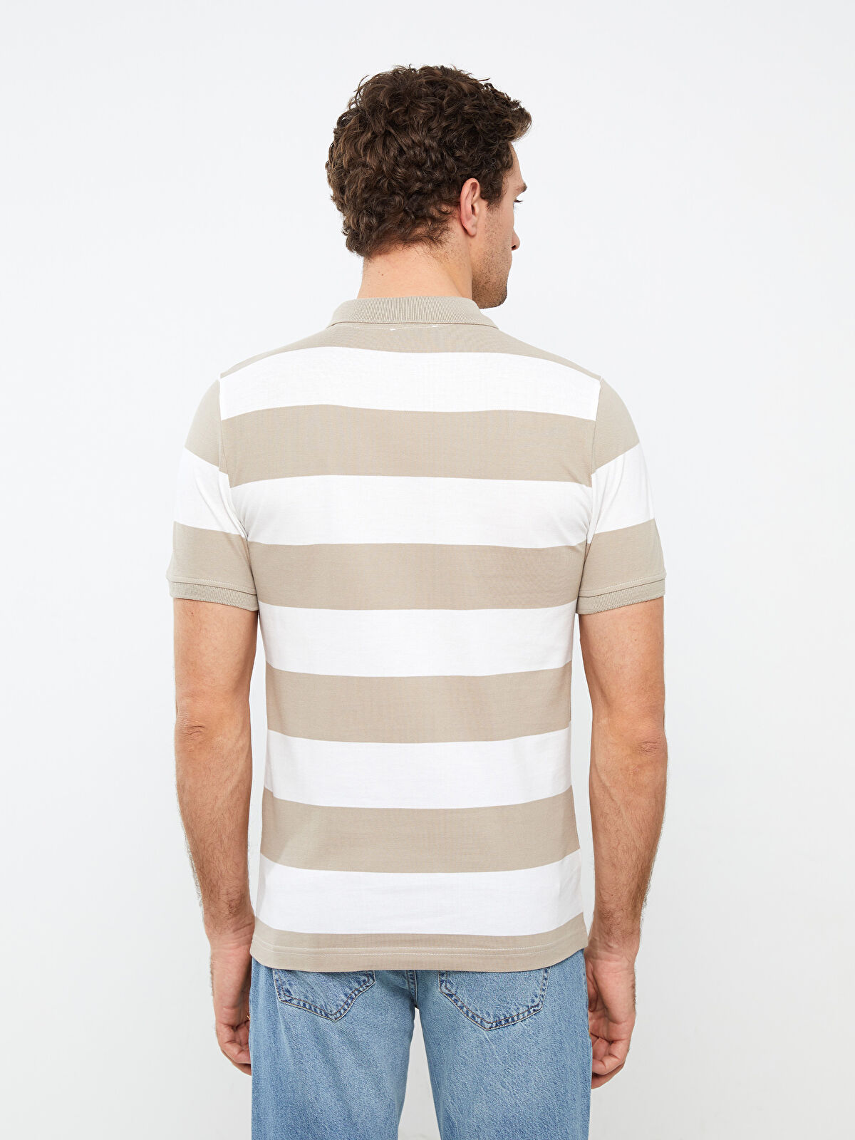 تی شرت یقه دار مردانه 30365 مارک LC WALKIKI