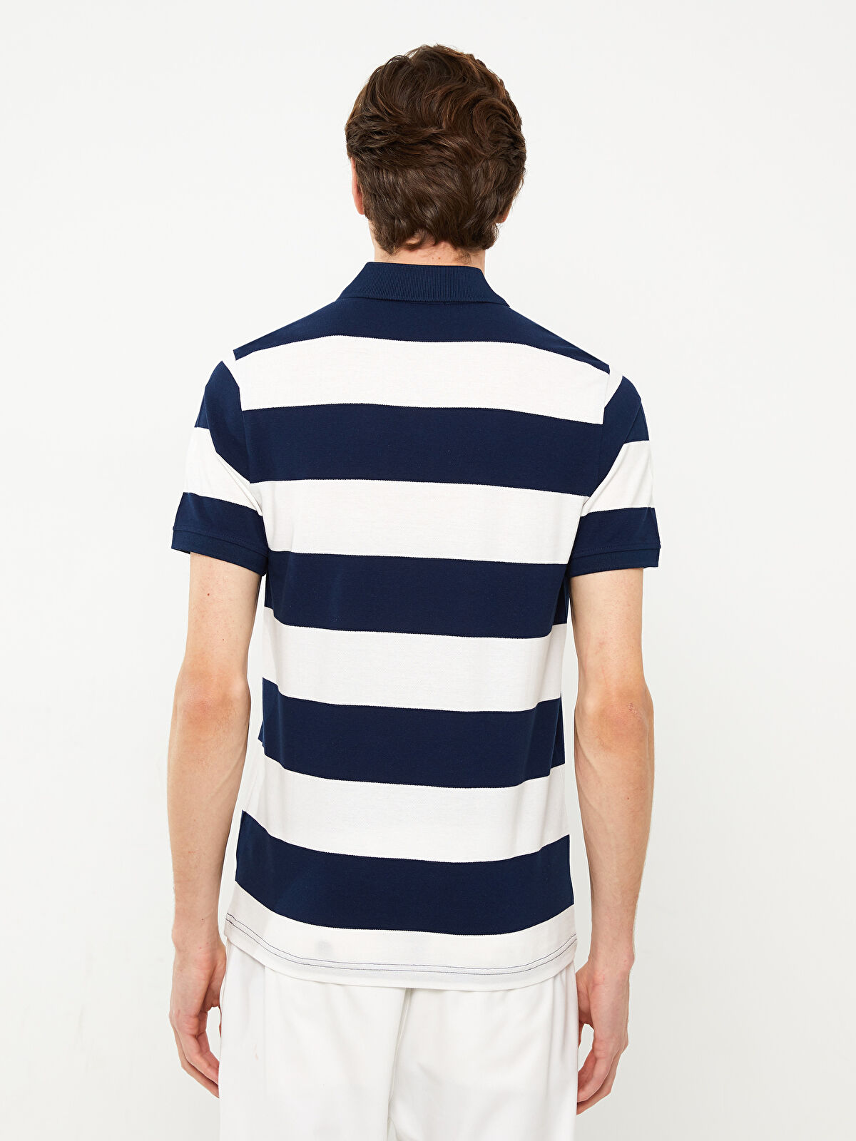 تی شرت یقه دار مردانه 30365 مارک LC WALKIKI