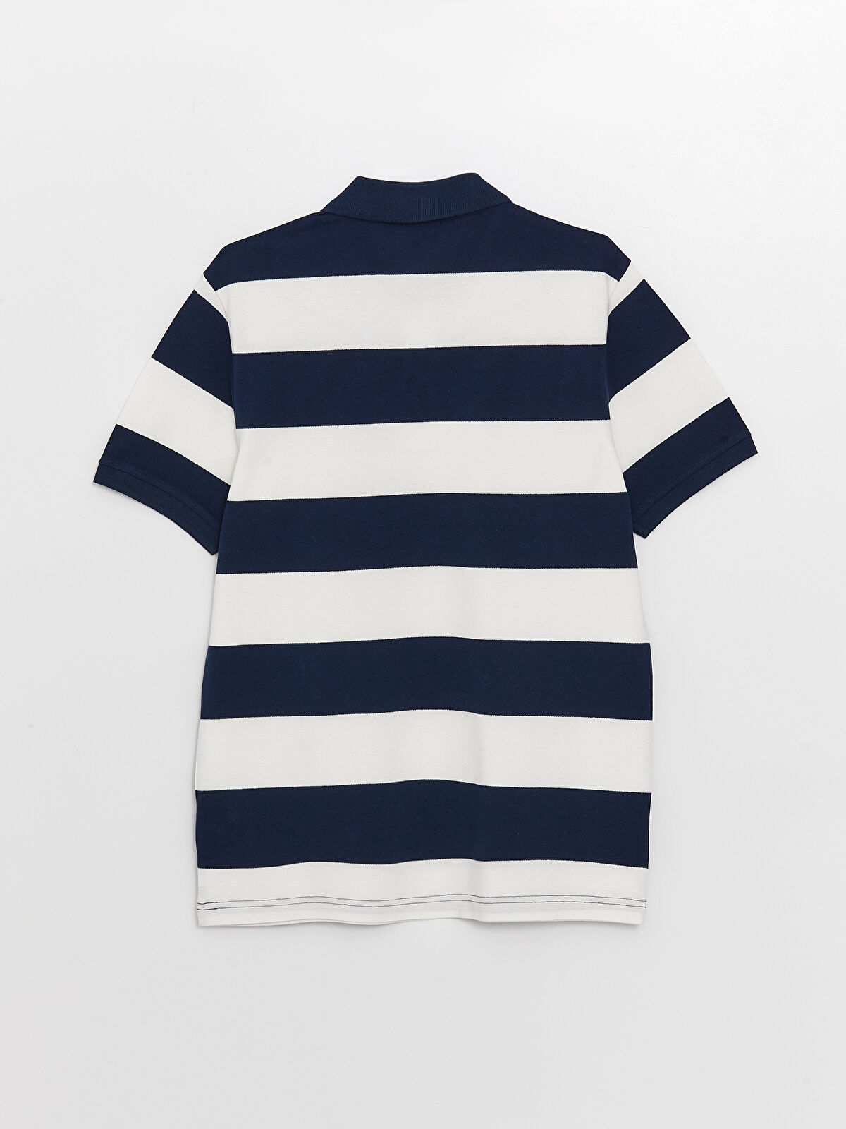 تی شرت یقه دار مردانه 30365 مارک LC WALKIKI