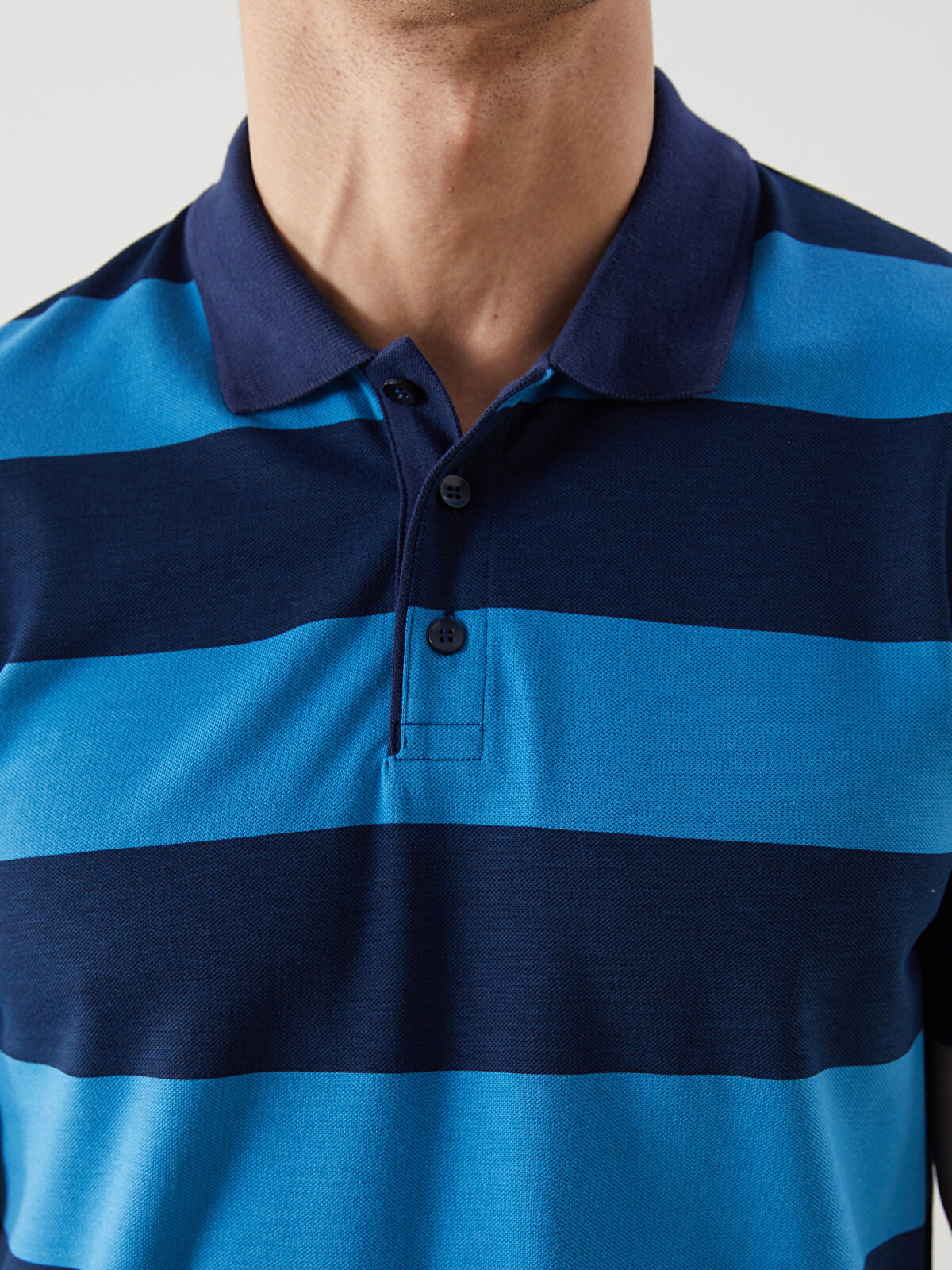 تی شرت یقه دار مردانه 30374 کد 2 مارک LC WALKIKI   *