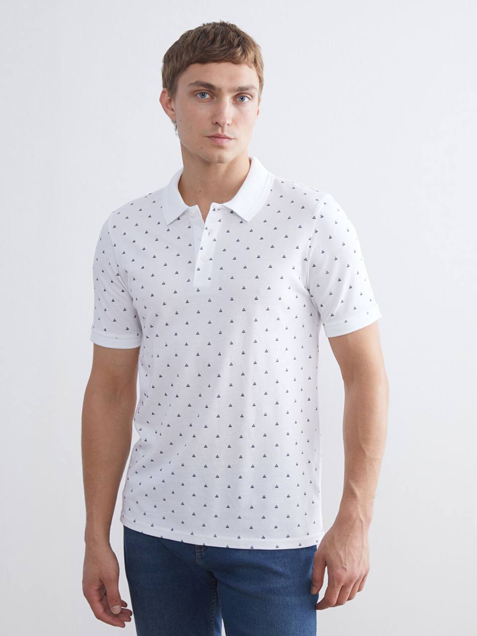 تی شرت یقه دار مردانه 30374 کد 1 مارک LC WAIKIKI